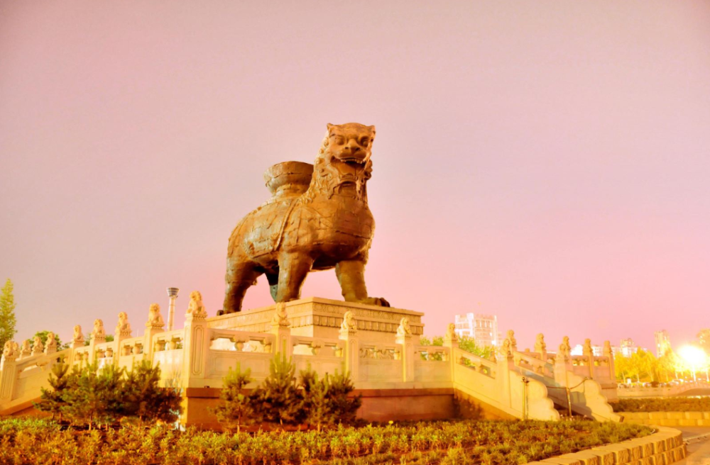 沧州盛典,嘉宾云集,观众热情如火