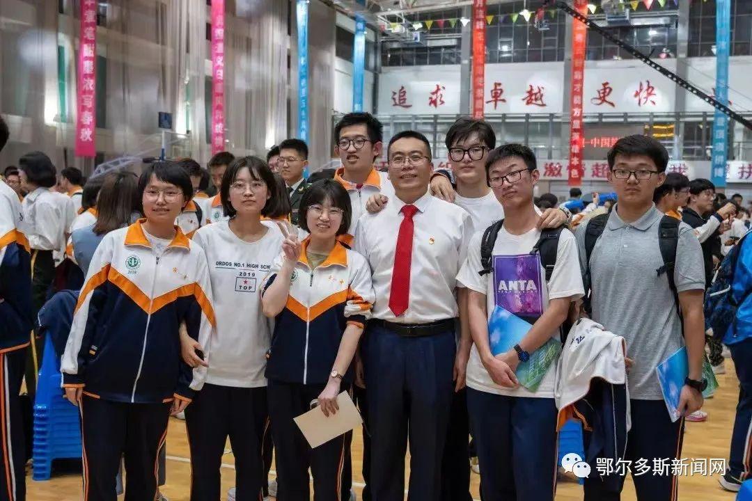 鄂尔多斯,草原之光,文化与发展的交响盛宴